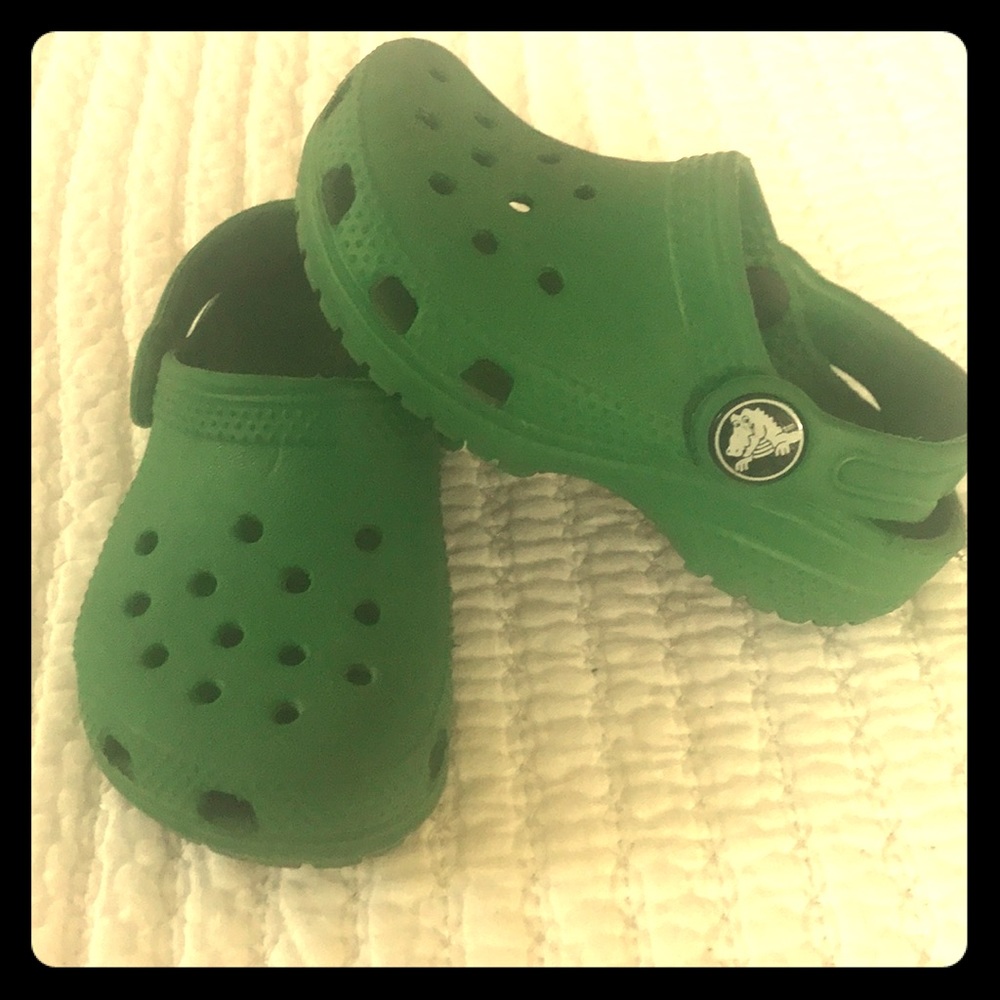 CROCS